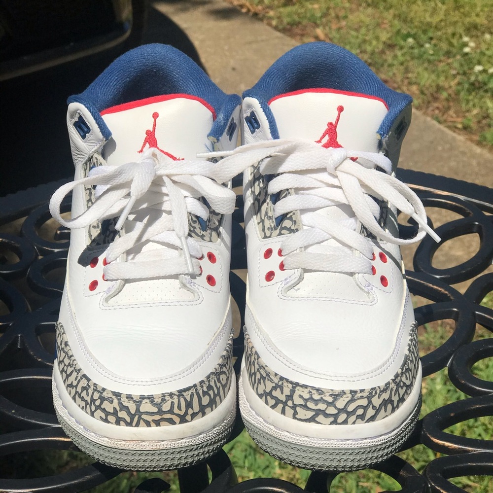 SOLD! 2016 Jordan 3 Retro True Blues